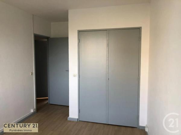 Appartement T3 à vendre  3 pièces - 57,79 m 2   ST GAUDENS  - 31