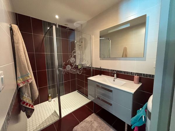 SEGRE EN ANJOU BLEU MAISON DE 294 M² , Segre SEGRE EN ANJOU BLEU MAISON DE 294 M² , Segre