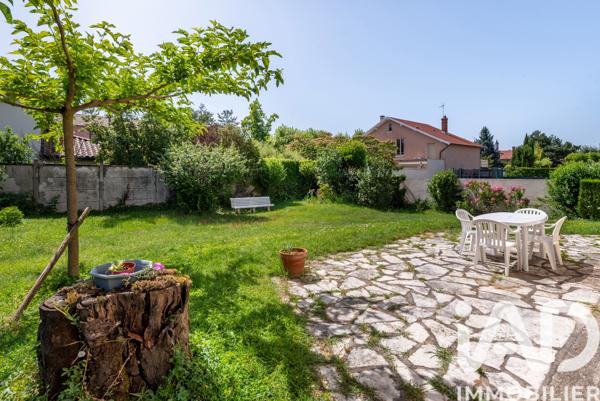 Maison à vendre 7 pièces 198,78 m² Bron