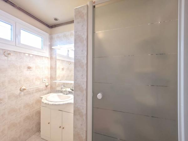 HANCHES (28) Pavillon familial de 1970 – 4 Chambres + Bureau – Vie de plain-pied possible, terrain clos 628 m², garage