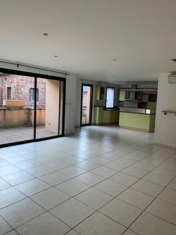 LOCATION T5 MARCILLAC SANS FRAIS D'AGENCE