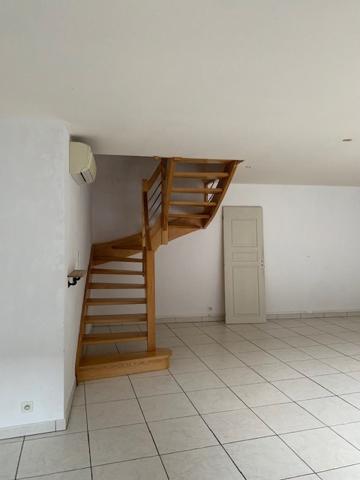 LOCATION T5 MARCILLAC SANS FRAIS D'AGENCE