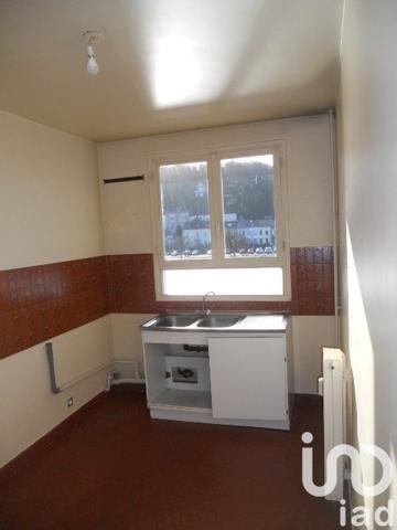 Appartement 3 pièces de 85 m² à Creil (60100)