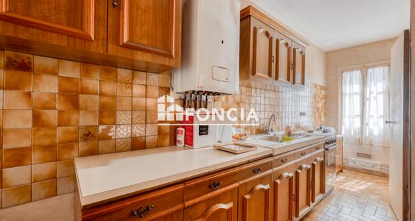 À vendre Maison 7 pièces 180 m² - Bordeaux 33300