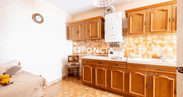 À vendre Maison 7 pièces 180 m² - Bordeaux 33300