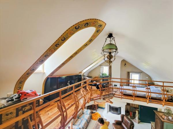 ILE DE GROIX - Domaine 9600m2, 2 habitations. Maison de154m2 sortie d'un livre d'aventure!