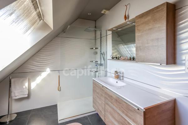 Maison à vendre 10 pièces  (56)