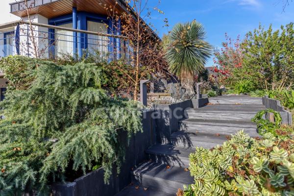Maison à vendre 10 pièces  (56)