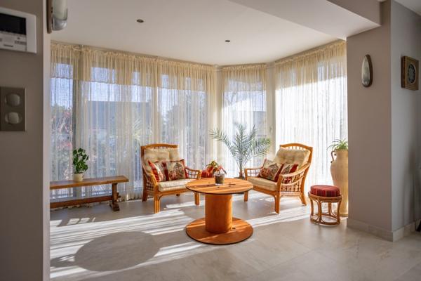 Maison à vendre 10 pièces  (56)