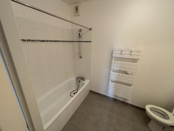 Appartement à louer 5 pièces - 96 m²