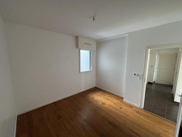 Appartement à louer 5 pièces - 96 m²
