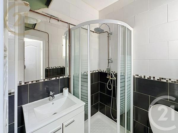 Appartement T2 à vendre  2 pièces - 29,50 m 2   SETE  - 34
