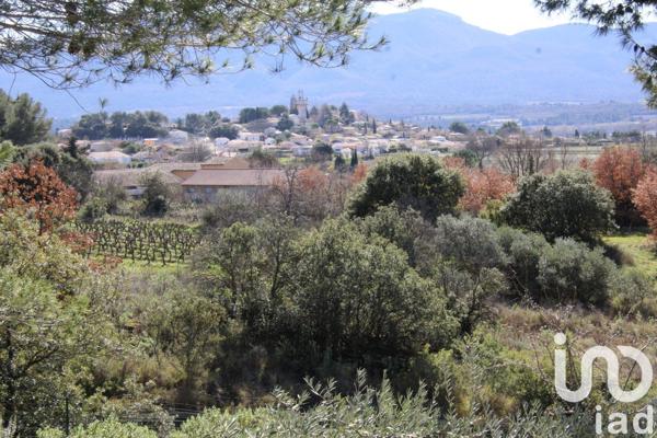 Maison traditionnelle 8 pièces de 240 m² à Pourrières (83910)