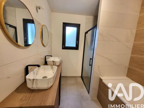 Maison à vendre 6 pièces 145 m² Poitiers