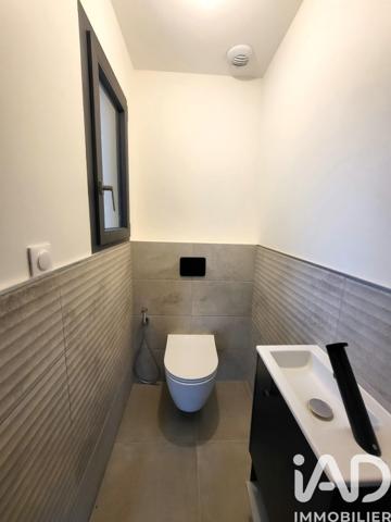 Maison à vendre 6 pièces 145 m² Poitiers