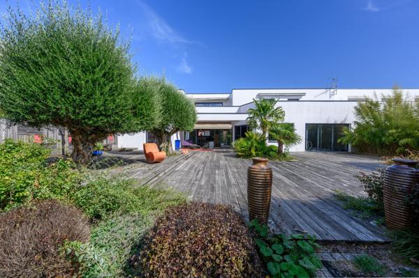 Vente Maison de luxe Vannes 8 Pièces 380 m²