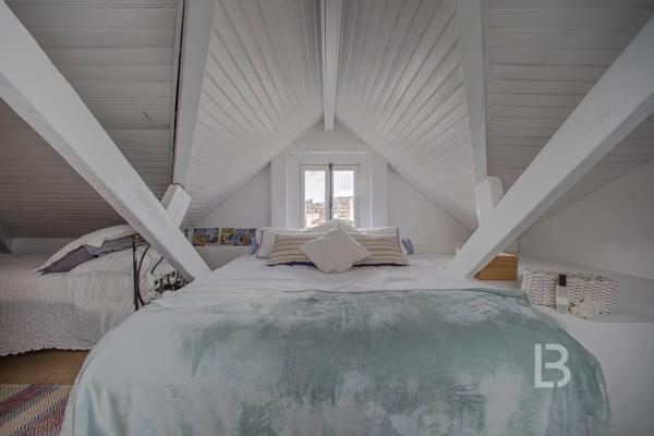 Maison de ville d'époque avec piscine à Golfe Juan à pied de la plage