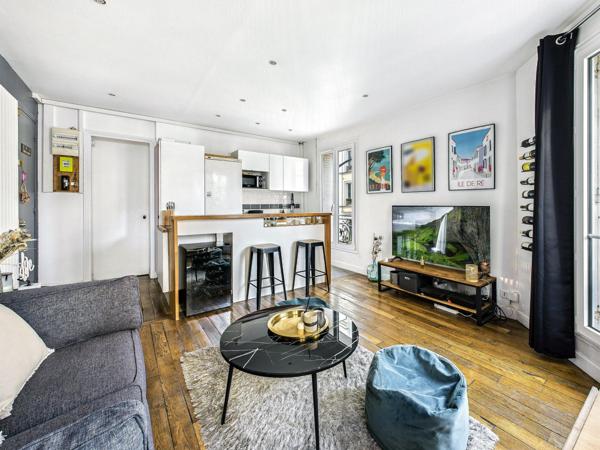 Métro Anatole-France - 2 pièces au calme avec charme de l'ancien et lumière