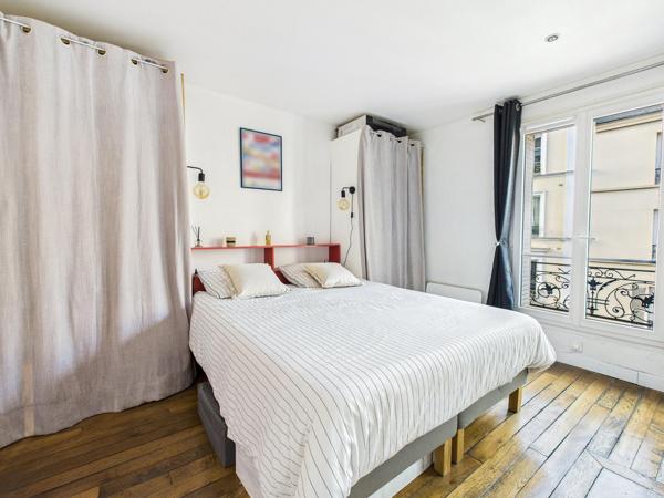 Métro Anatole-France - 2 pièces au calme avec charme de l'ancien et lumière