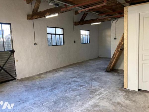 A VENDRE-MAISON 3 chambres + garage + atelier PLOEREN LUSCANEN