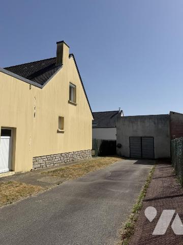 A VENDRE-MAISON 3 chambres + garage + atelier PLOEREN LUSCANEN