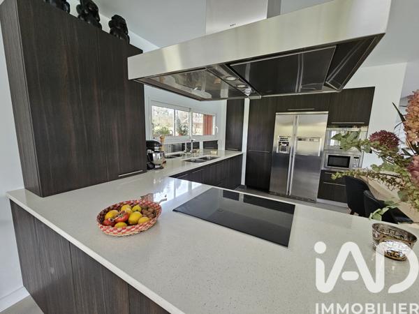 Maison à vendre 5 pièces 251 m² Cestas