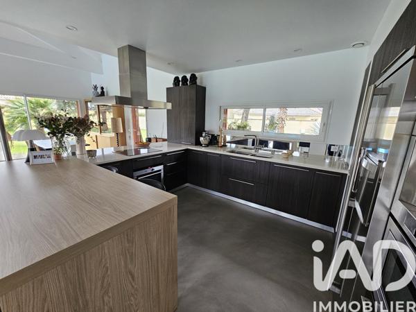 Maison à vendre 5 pièces 251 m² Cestas