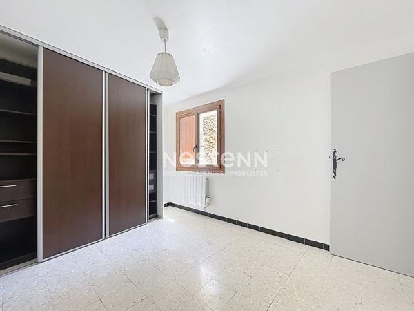 Maison de village, 100m2, 3 chambres et un bureau