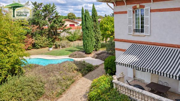 ROQUEFORT : Demeure de caractère, maison d'amis et piscine sur un parc de 4 600 m² Roquefort