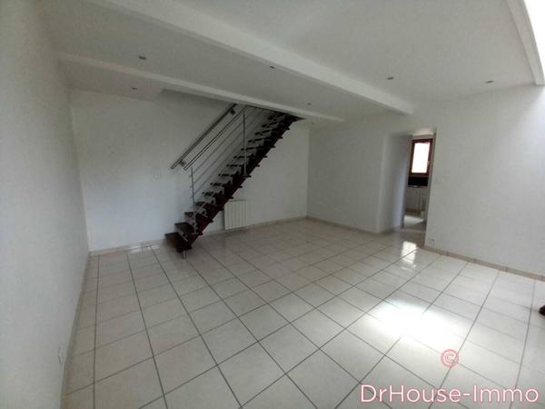 Immeuble à vendre 6 pièces de 318 m²