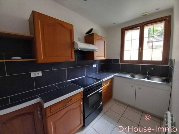 Immeuble à vendre 6 pièces de 318 m²