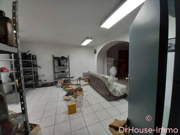 Immeuble à vendre 6 pièces de 318 m²