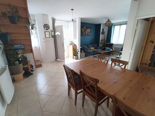 Vente
                Maison130 m² - 5 Pièces -
                    VERDUN SUR GARONNE (82600)