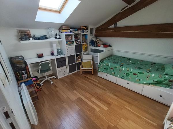 Vente
                Maison130 m² - 5 Pièces -
                    VERDUN SUR GARONNE (82600)