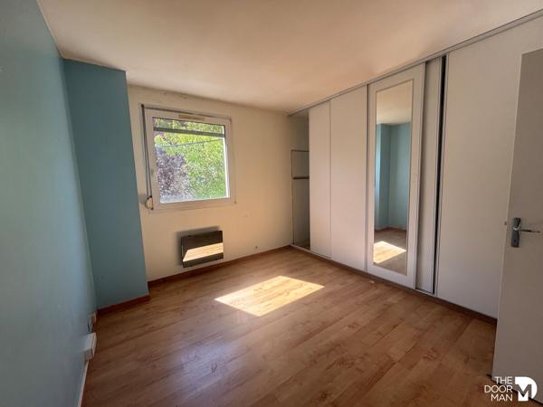 Bureau - À louer - 77 m² - RAMBOUILLET | The Door Man