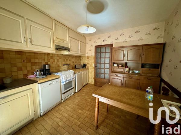 Maison de village 9 pièces de 239 m² à Catus (46150)