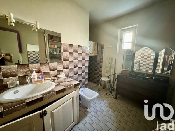 Maison de village 9 pièces de 239 m² à Catus (46150)