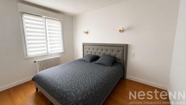 Maison familiale au calme avec sous-sol complet, 3 chambres et commerces à pied