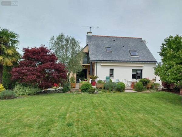 Maison individuelle à vendre à Vitré en Ille-et-Vilaine (35500), ref : 35131-171   
Hors lotissement