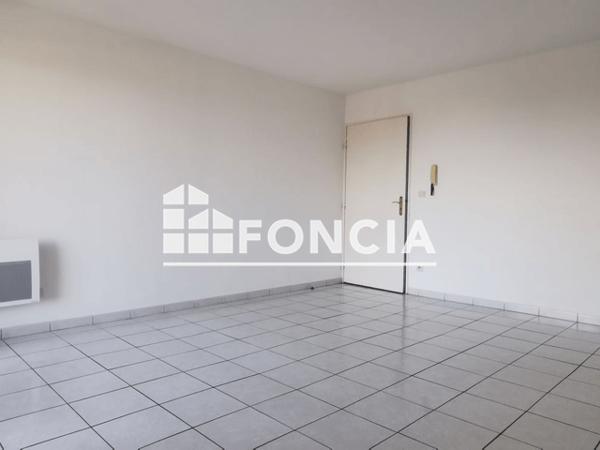 Location Appartement 2 pièces 47 m² - 21 BOULEVARD KENNEDY Perpignan 66000