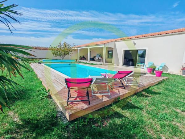 Maison à ECHILLAIS (17620)