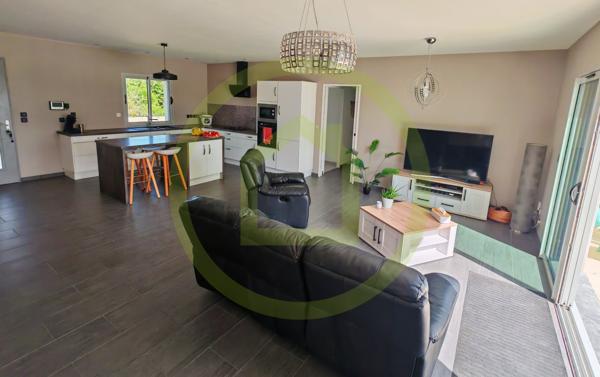 Maison à ECHILLAIS (17620)