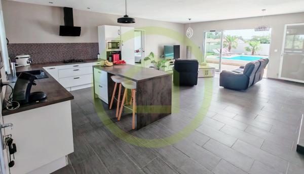 Maison à ECHILLAIS (17620)