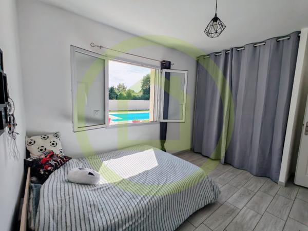 Maison à ECHILLAIS (17620)