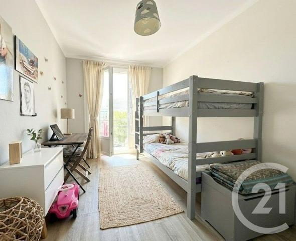Appartement F4 à vendre  4 pièces - 66 m2 MARSEILLE - 13005