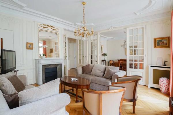 Appartement Paris 7e - RUE DE L'UNIVERSITÉ