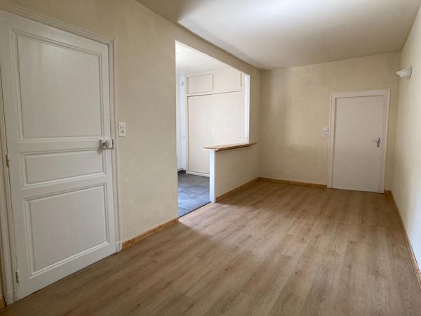 A LOUER - Appartement Montélimar 2 pièces 62 m2