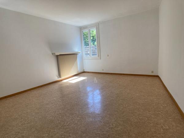 A LOUER - Appartement Montélimar 2 pièces 62 m2