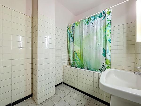 Appartement Paris 2 pièces 48m2 Balcon Michel Bizot