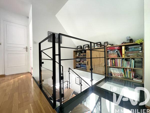 Maison à vendre 9 pièces 190 m² Le Mesnil-Saint-Denis